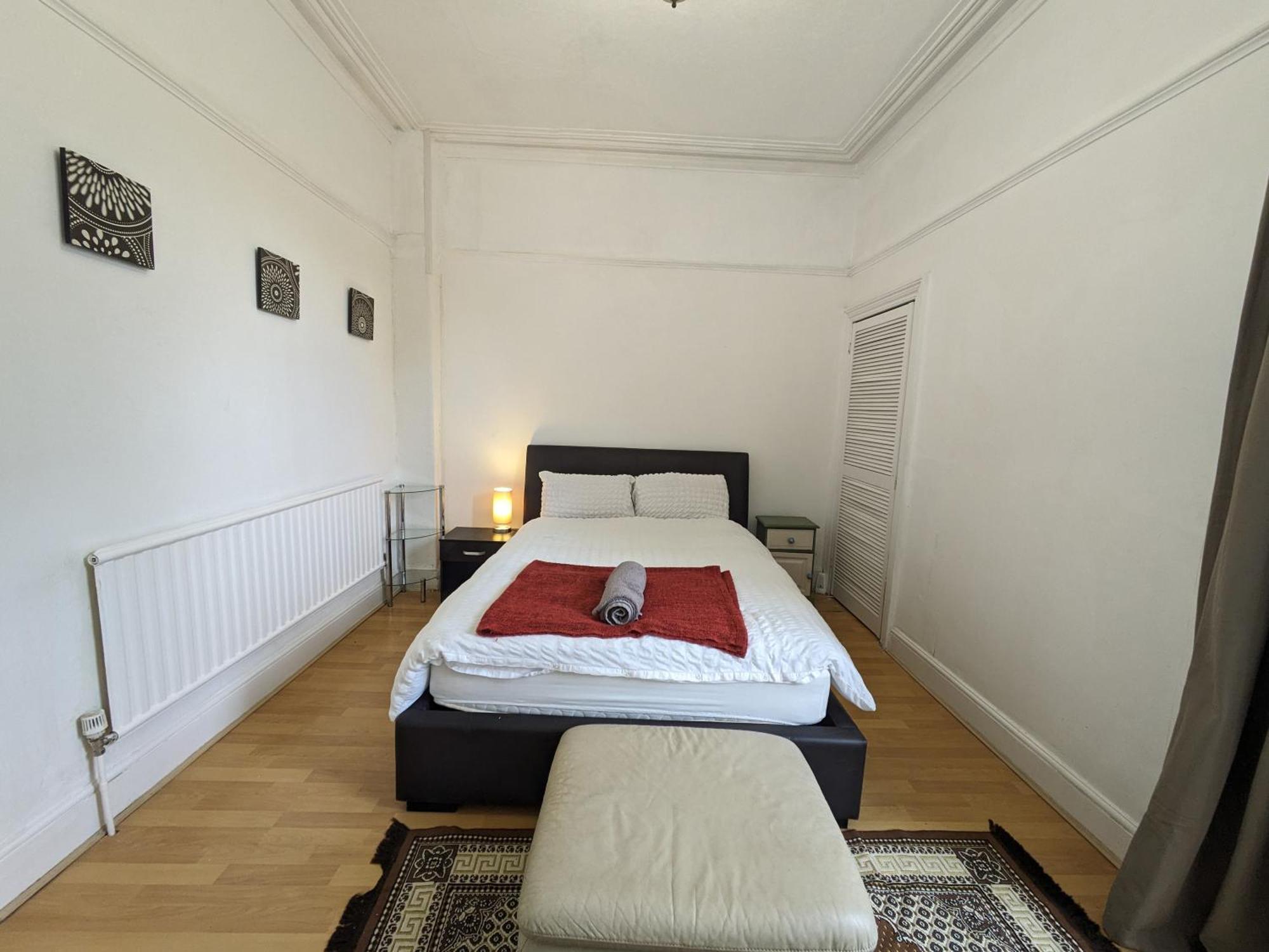 Ensuite Basic Room Budget Sketty 5 Swansea Extérieur photo